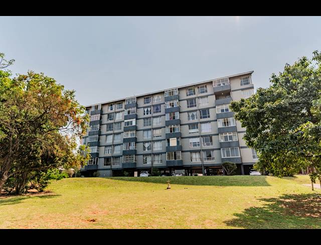 3 BEDROOM FLAT FOR SALE IN MORNINGSIDE